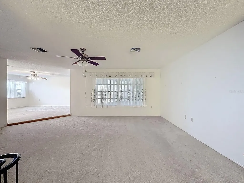 9811 Woodstock Lane Port Richey FL 34668