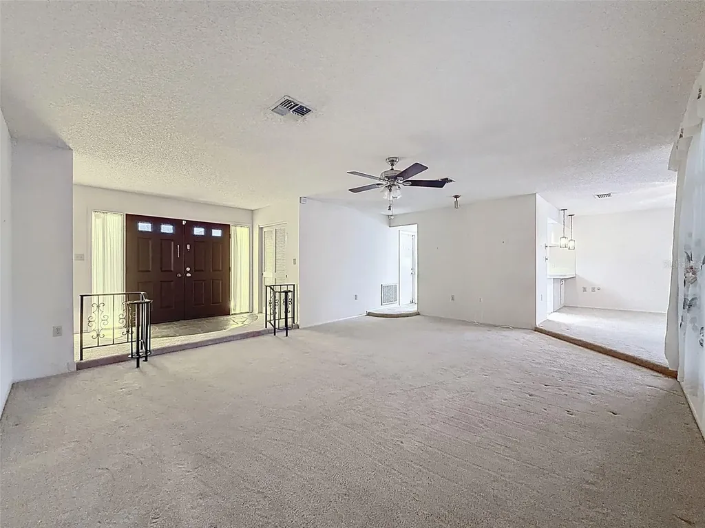 9811 Woodstock Lane Port Richey FL 34668
