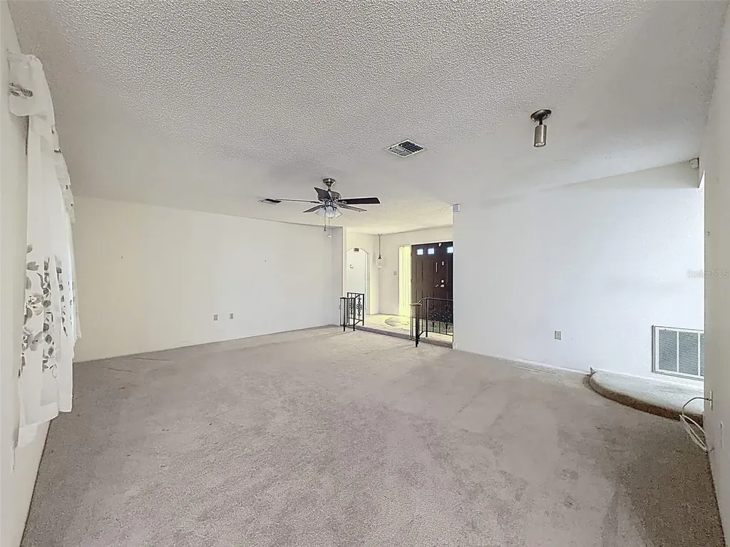 9811 Woodstock Lane Port Richey FL 34668