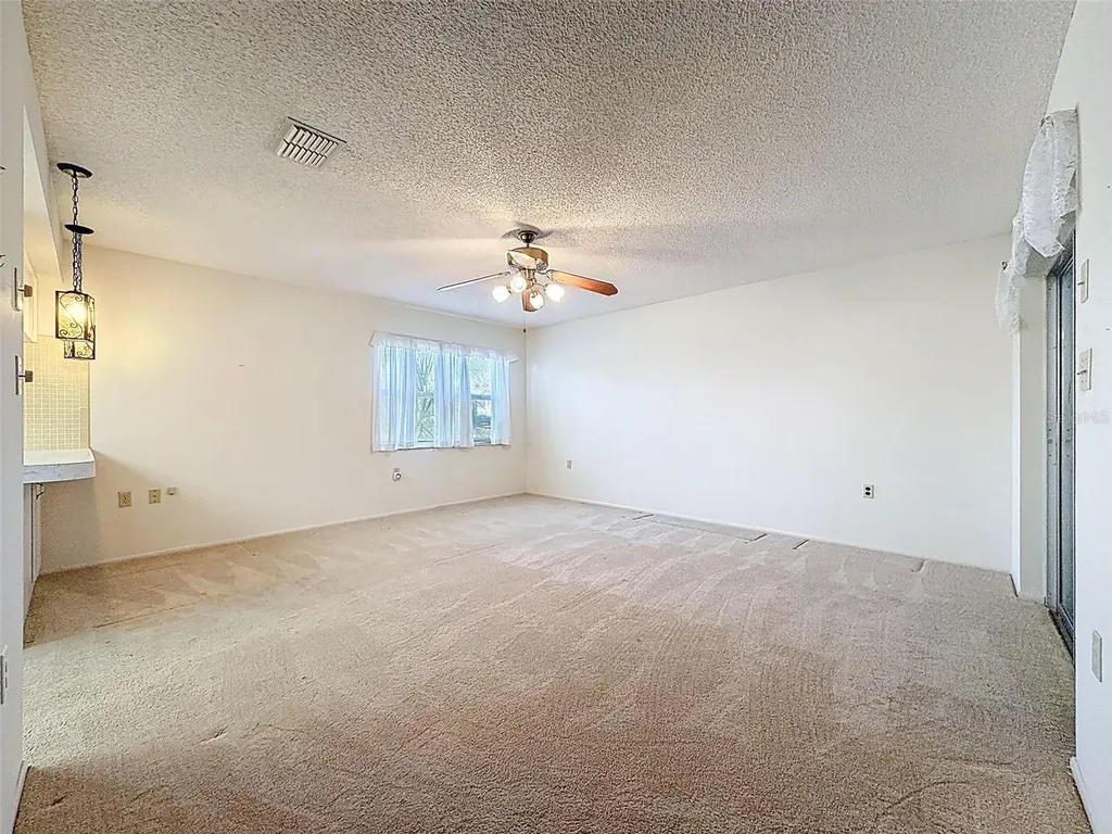 9811 Woodstock Lane Port Richey FL 34668