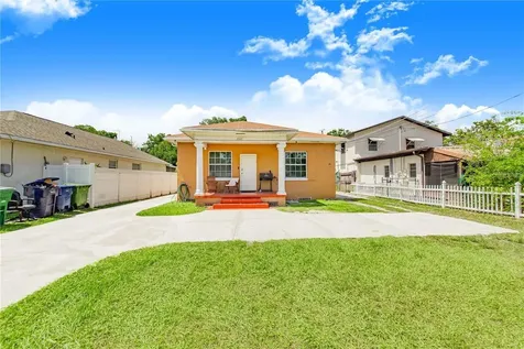 3321 W Woodlawn Avenue Tampa FL 33607