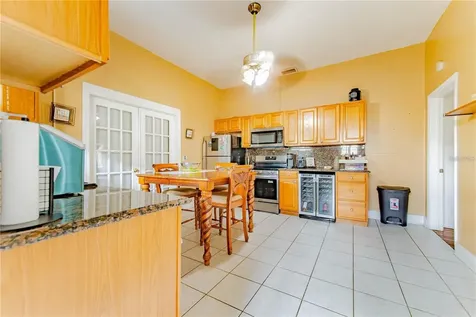 3321 W Woodlawn Avenue Tampa FL 33607