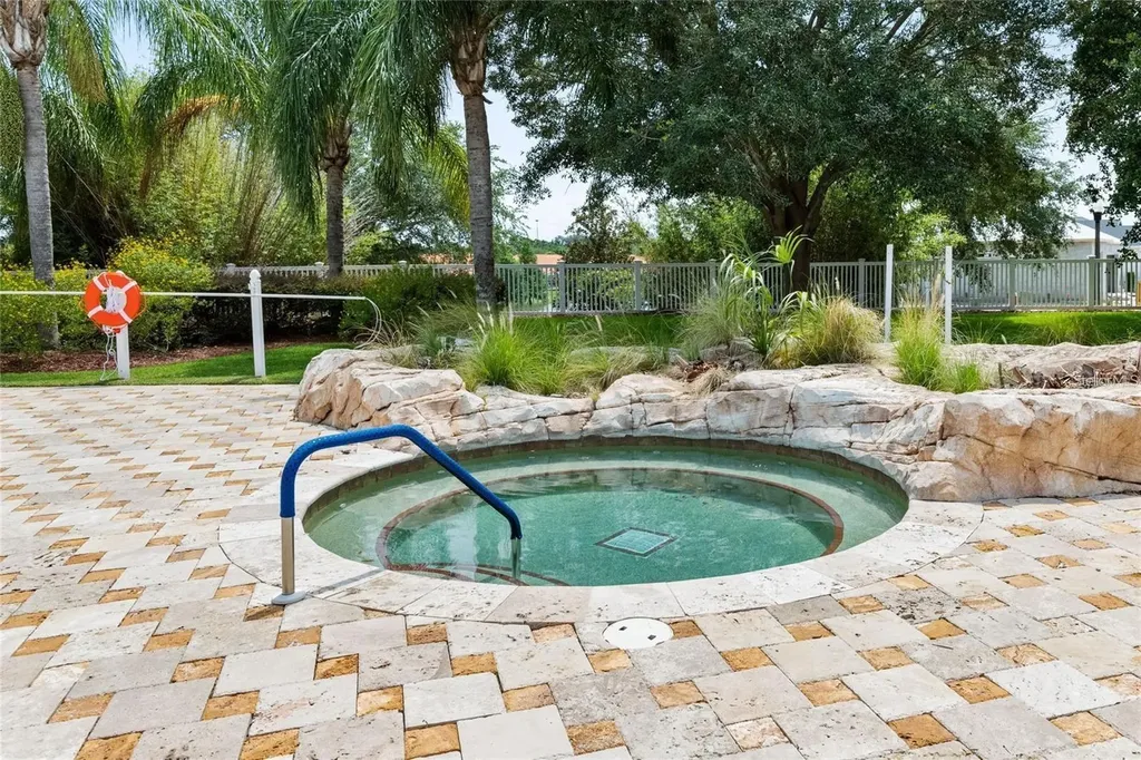 4986 Belted Kingfisher Drive Oxford FL 34484