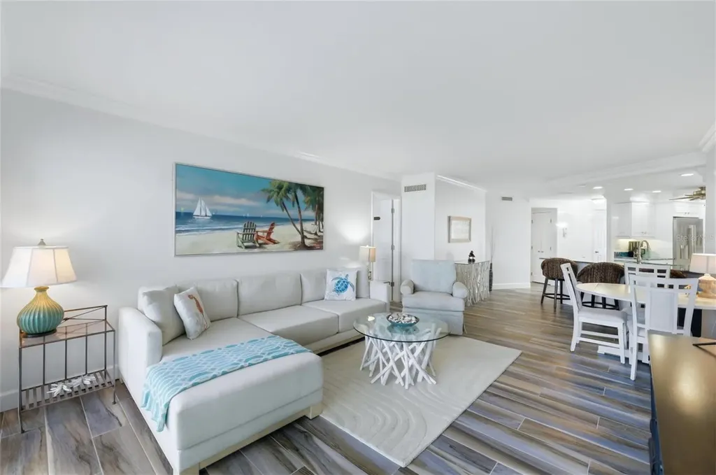2110 Benjamin Franklin Drive Sarasota FL 34236