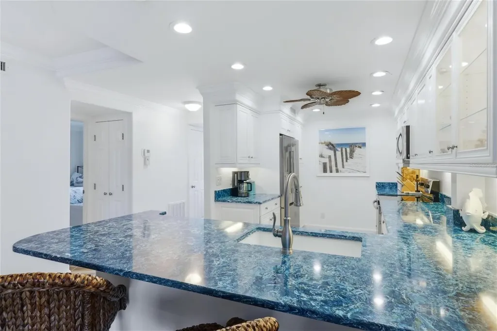 2110 Benjamin Franklin Drive Sarasota FL 34236