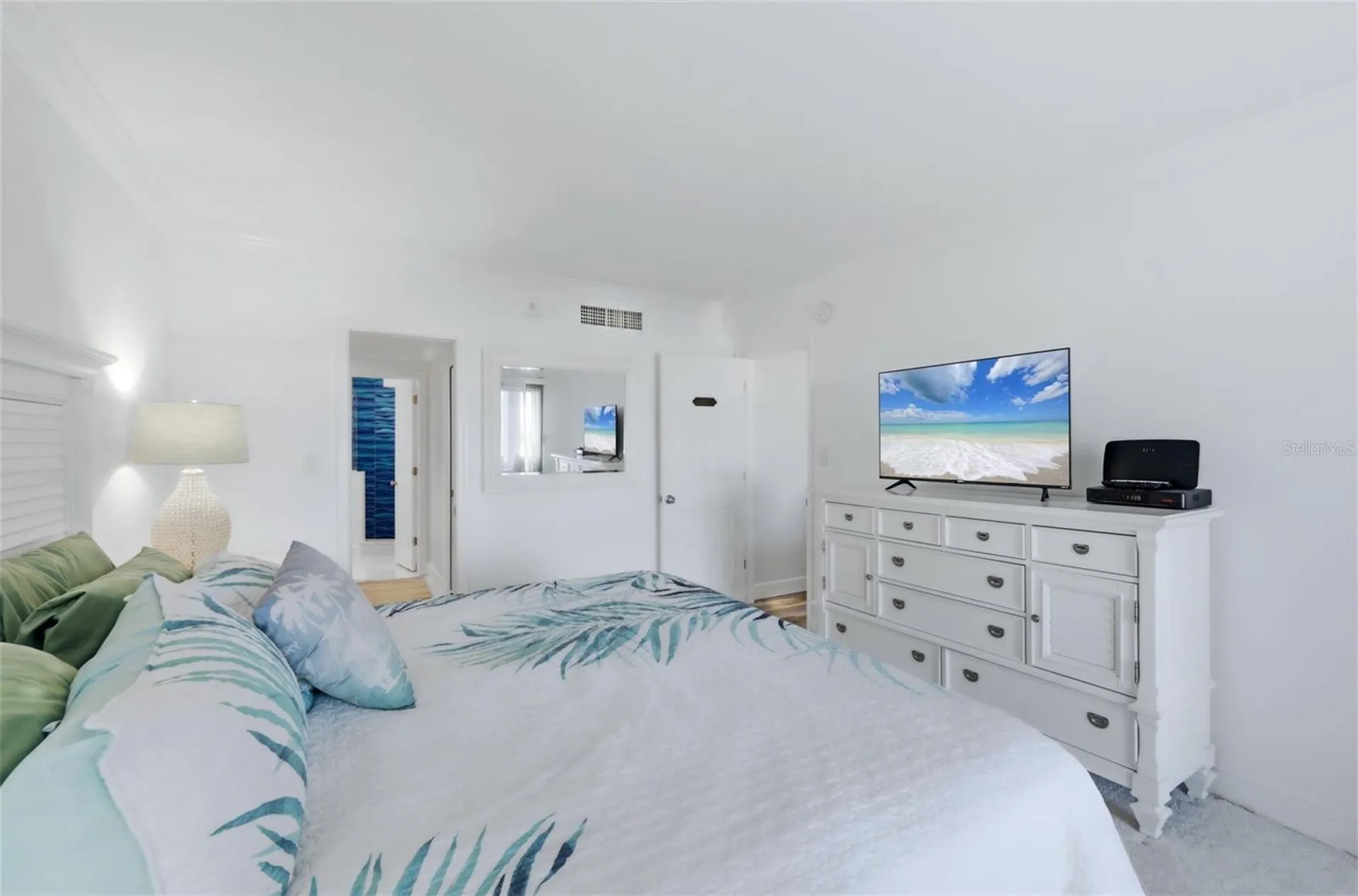 2110 Benjamin Franklin Drive Sarasota FL 34236