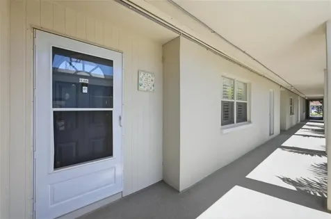 2110 Benjamin Franklin Drive Sarasota FL 34236
