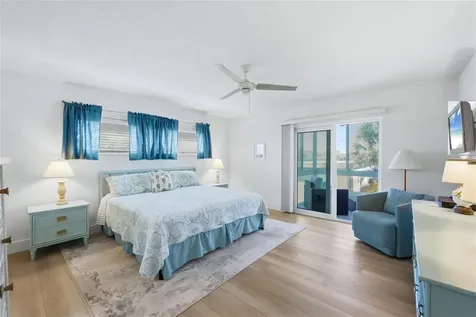 2100 Benjamin Franklin Drive Sarasota FL 34236