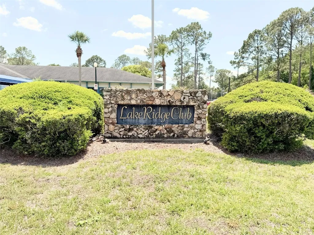 10537 Linger Lane Orlando FL 32821