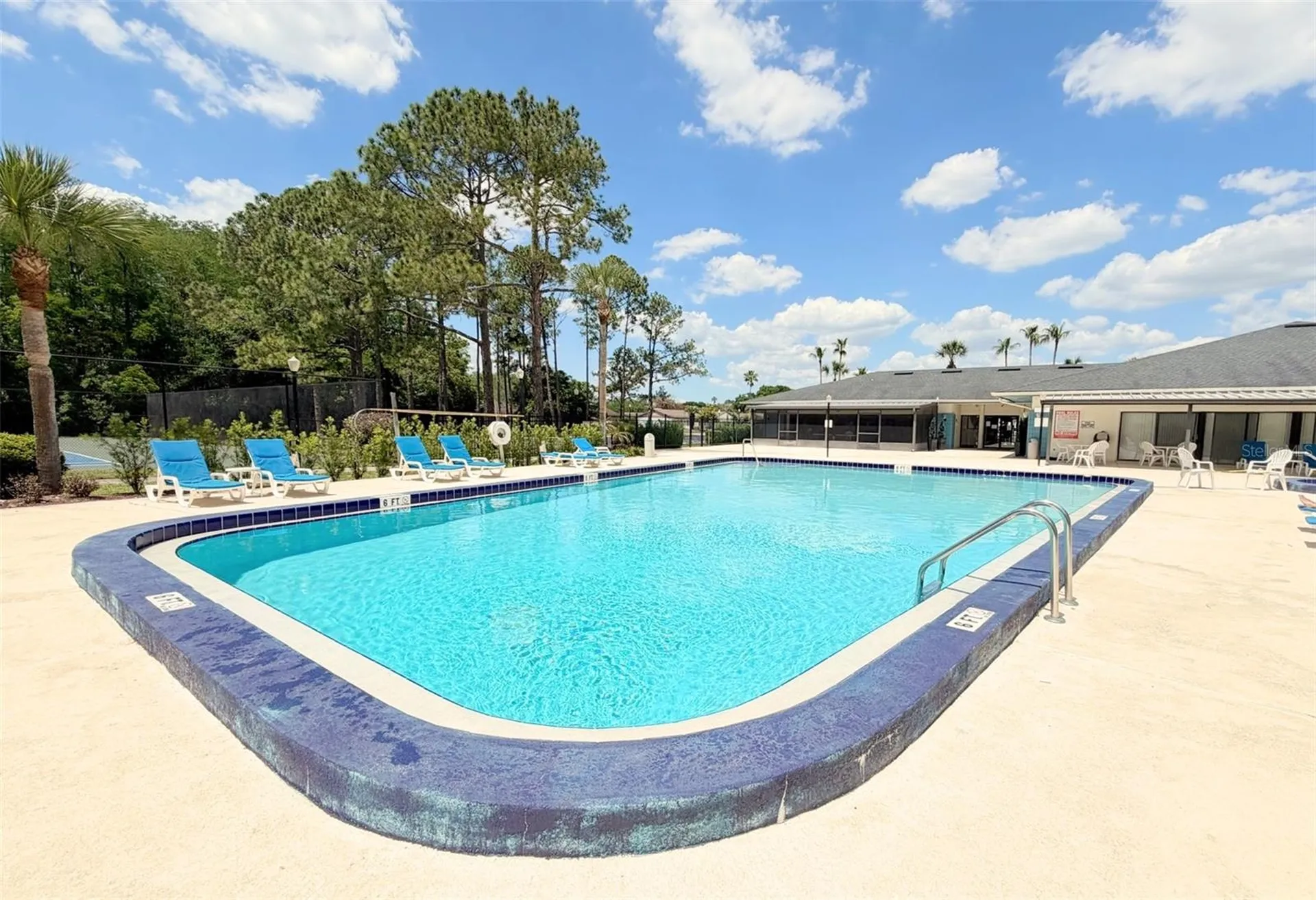 10537 Linger Lane Orlando FL 32821