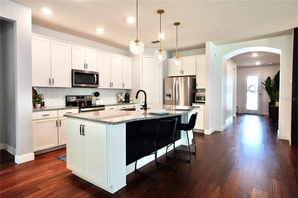 10401 Malvasia Avenue Riverview FL 33578