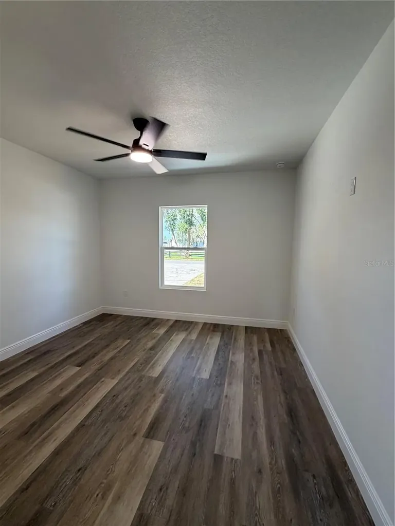7152 Palm Avenue Leesburg FL 34788