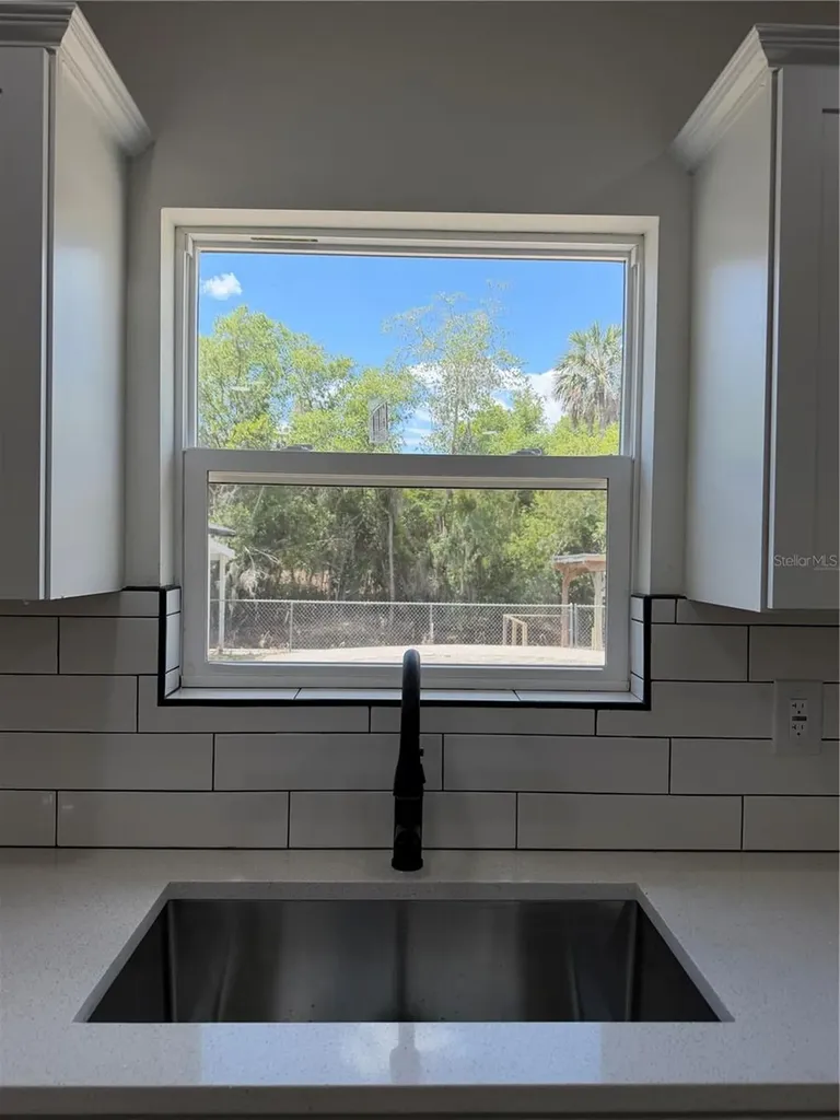 7152 Palm Avenue Leesburg FL 34788
