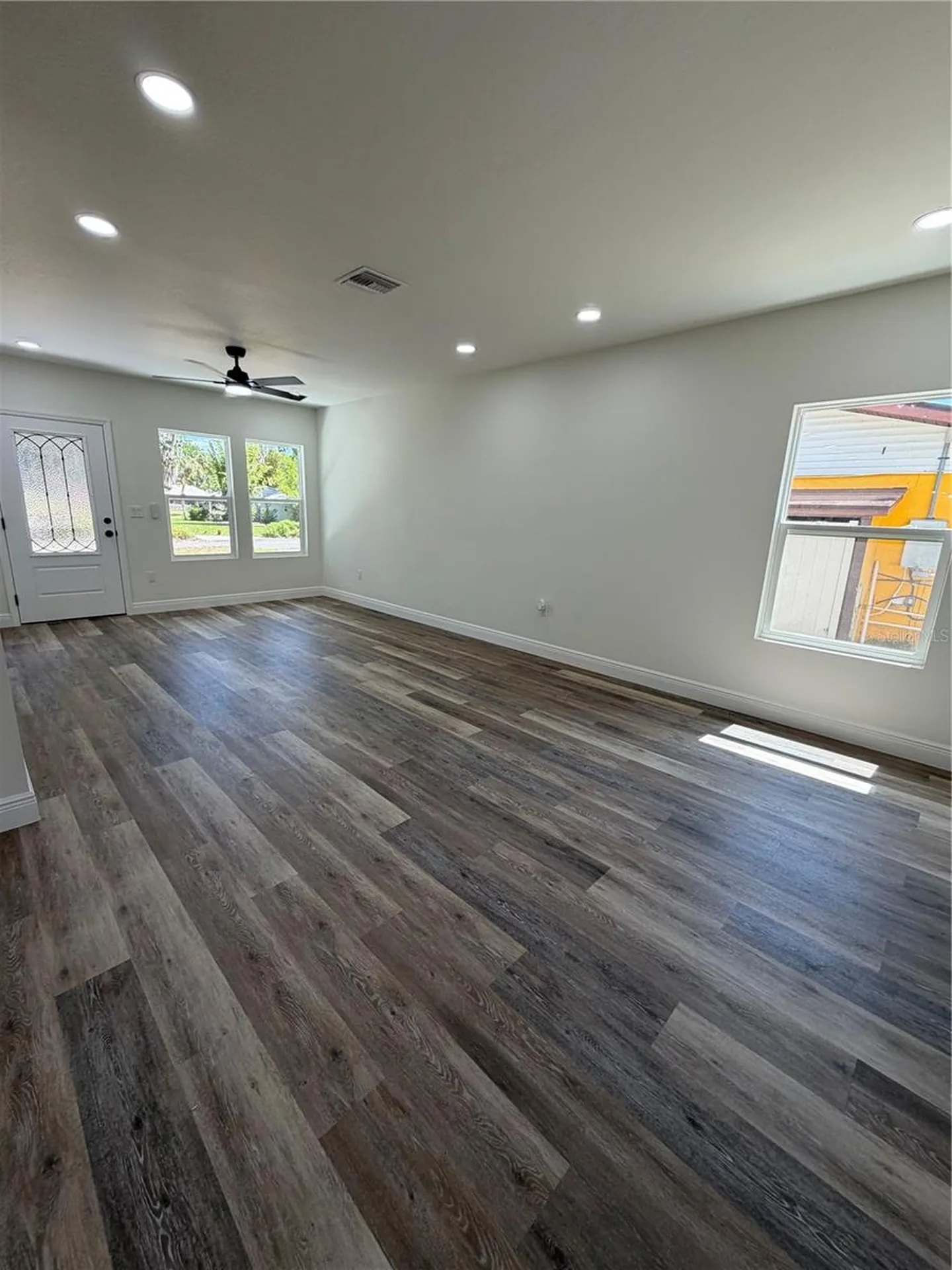 7152 Palm Avenue Leesburg FL 34788