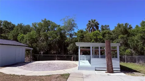 7152 Palm Avenue Leesburg FL 34788