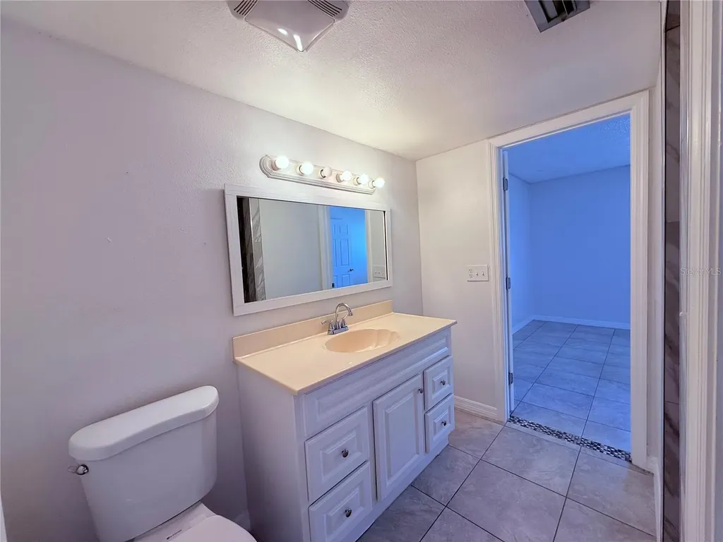 6332 Newtown Circle Tampa FL 33615