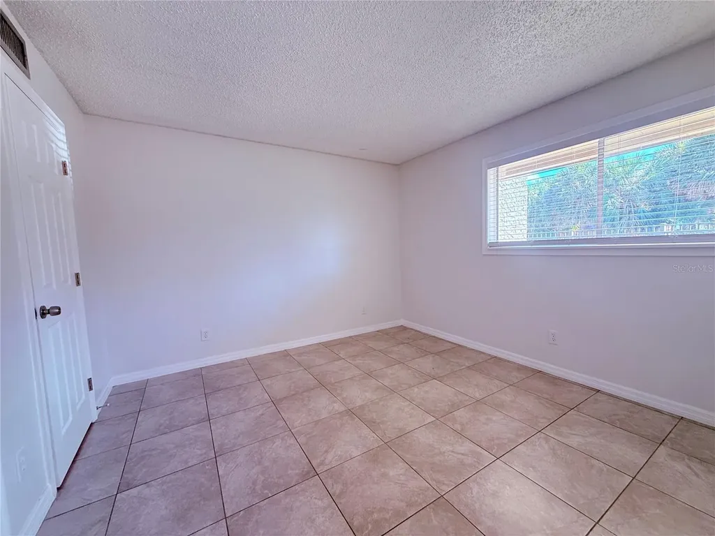 6332 Newtown Circle Tampa FL 33615