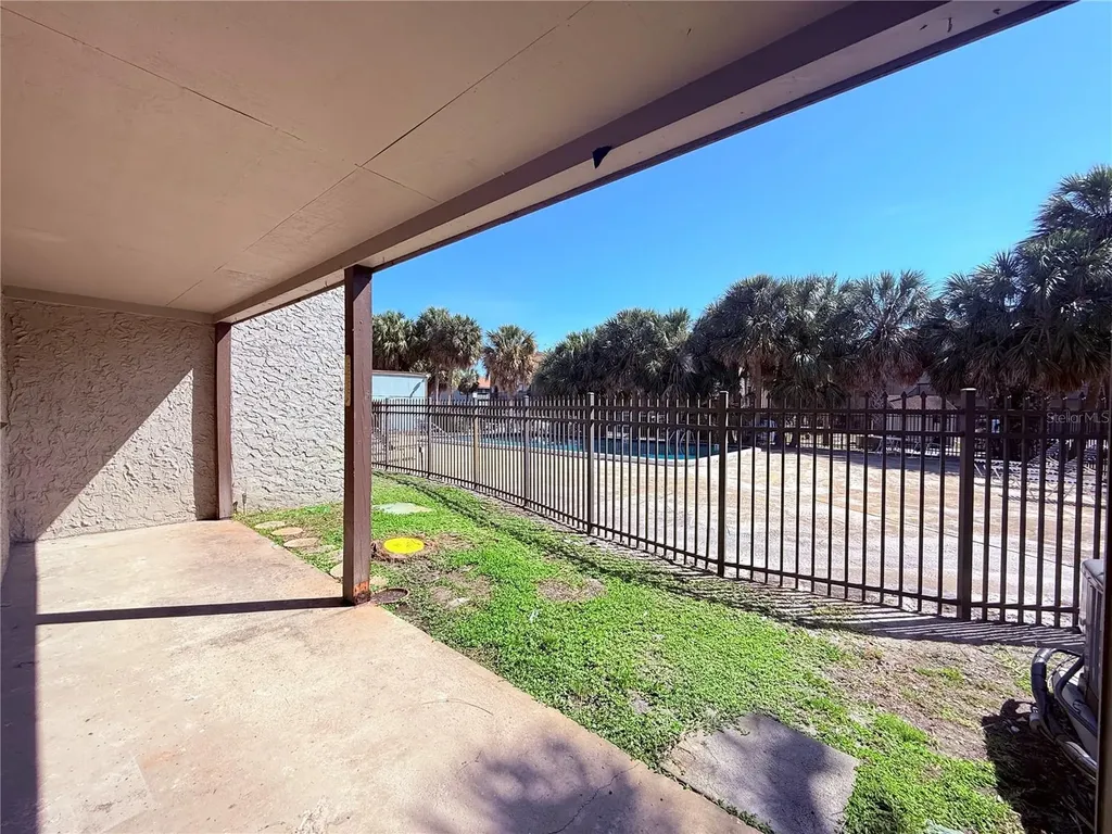 6332 Newtown Circle Tampa FL 33615