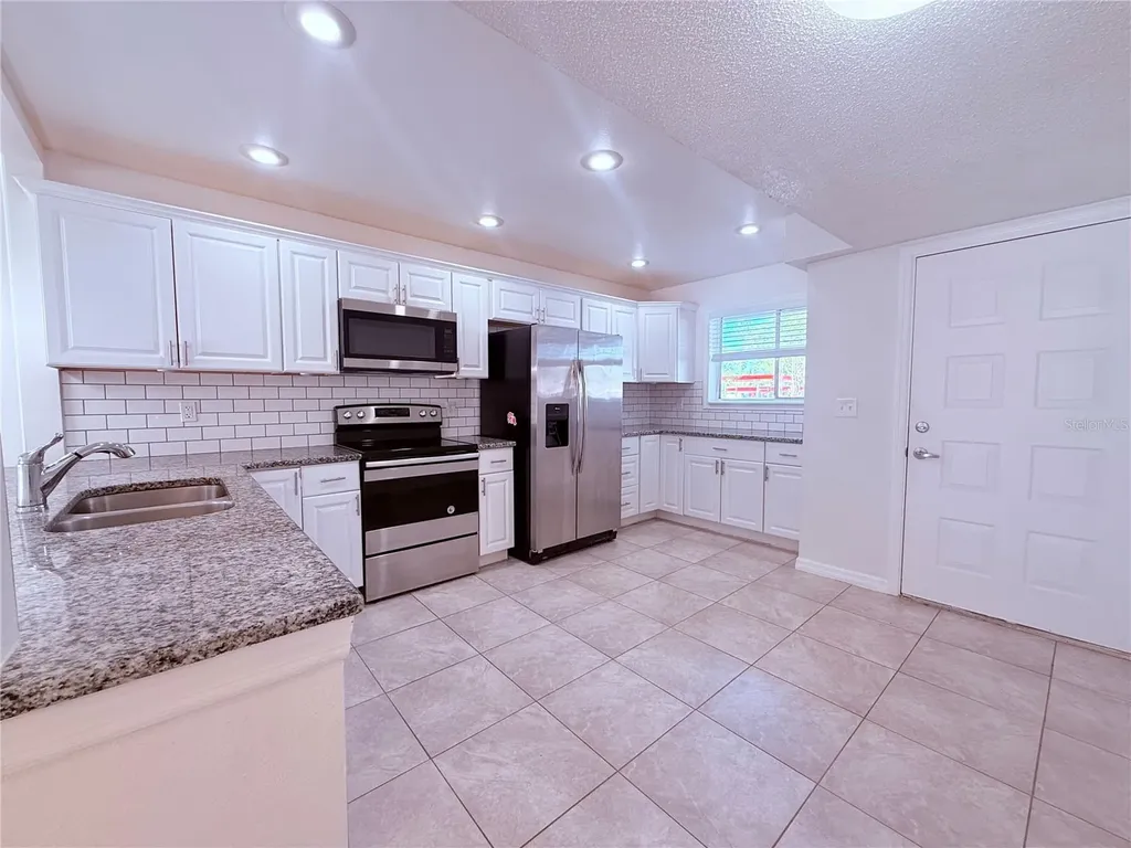 6332 Newtown Circle Tampa FL 33615