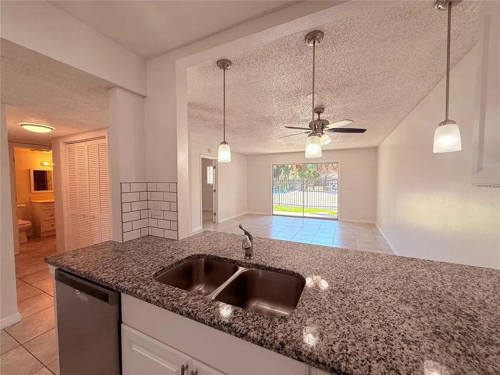 6332 Newtown Circle Tampa FL 33615