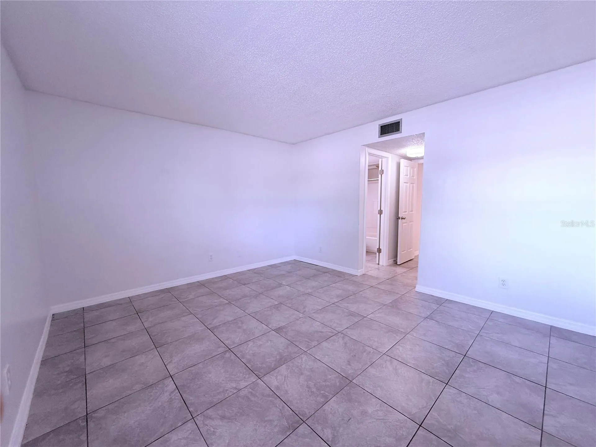 6332 Newtown Circle Tampa FL 33615