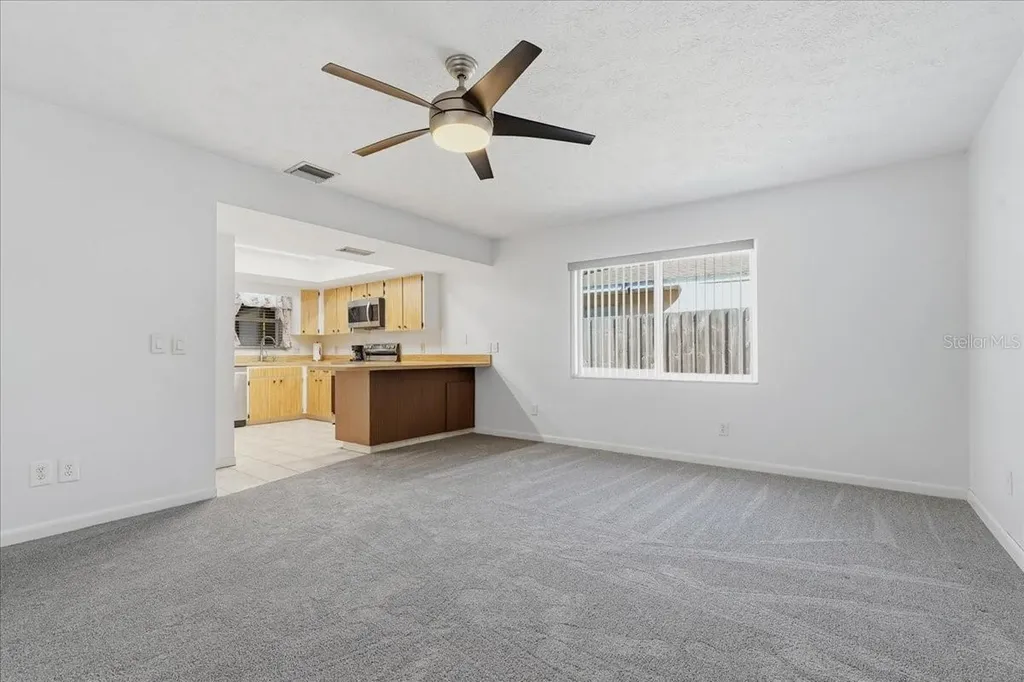 3809 Parkside Drive Valrico FL 33594