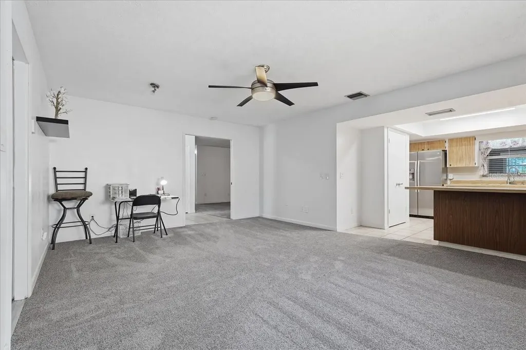 3809 Parkside Drive Valrico FL 33594