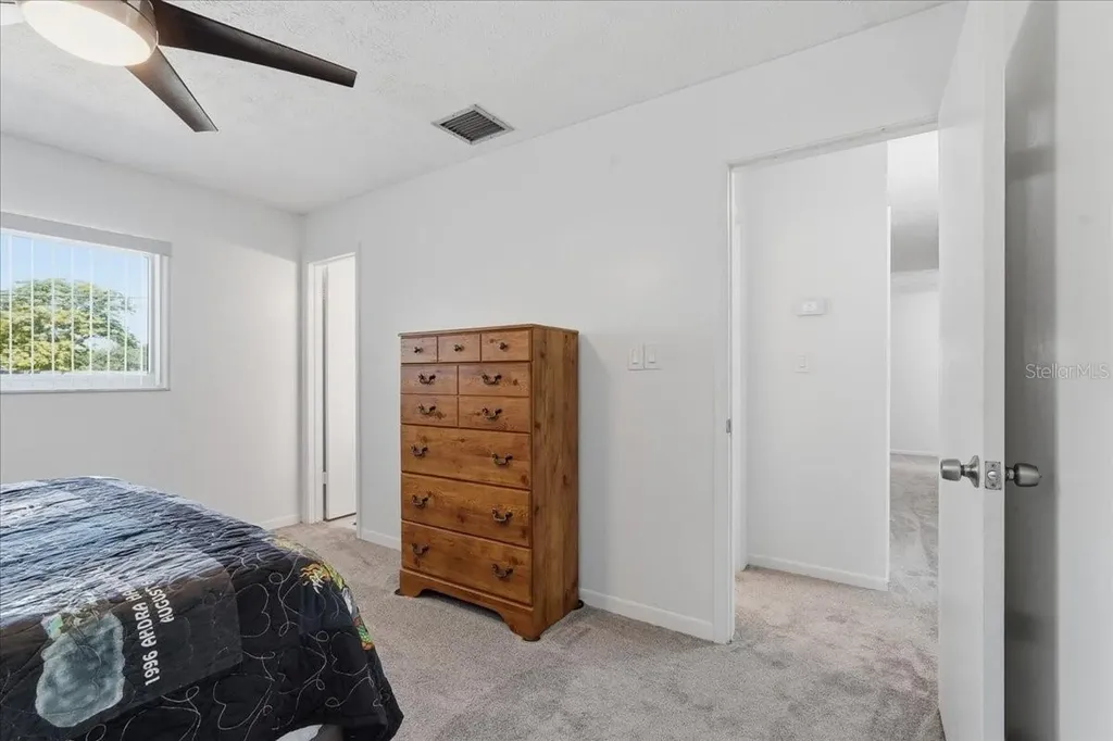 3809 Parkside Drive Valrico FL 33594