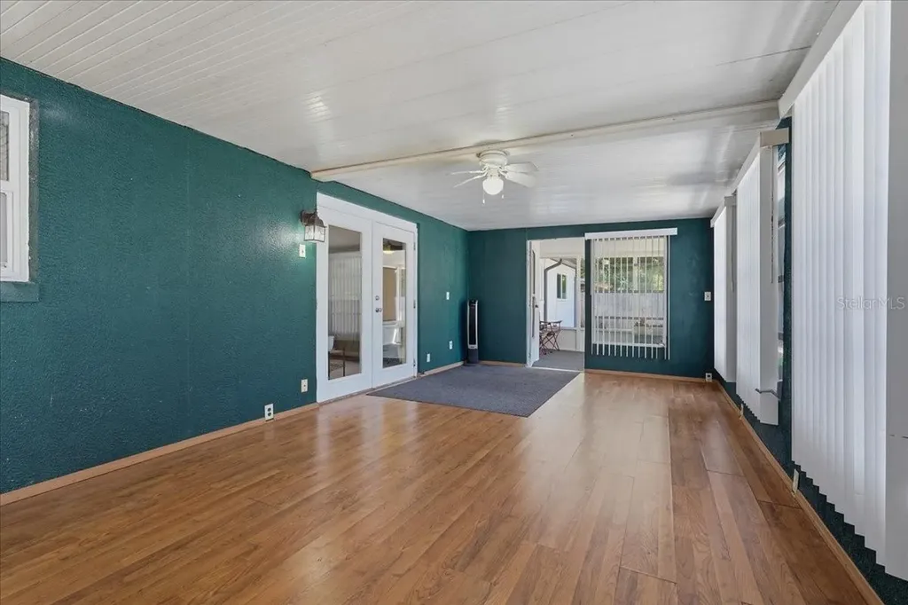 3809 Parkside Drive Valrico FL 33594