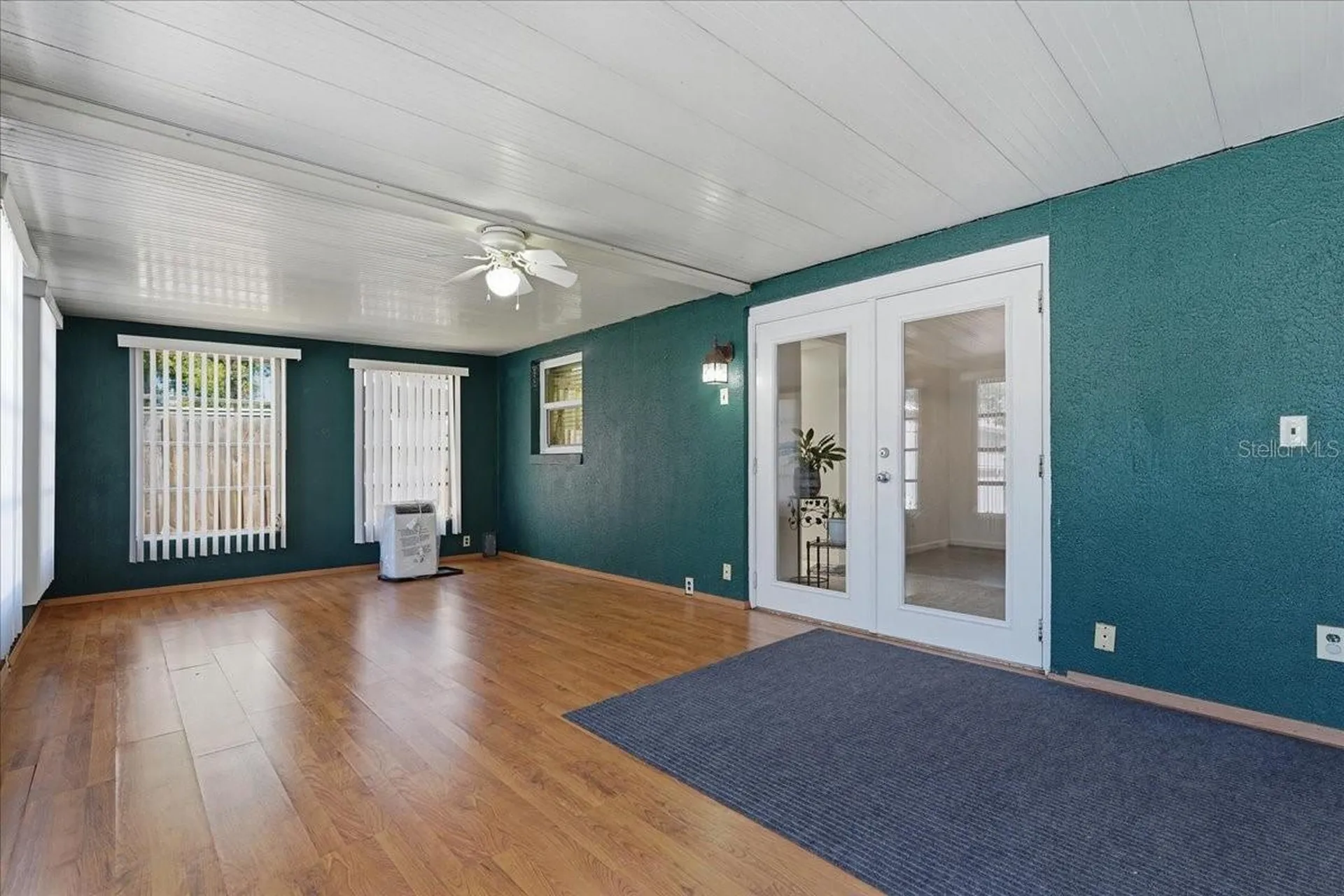 3809 Parkside Drive Valrico FL 33594