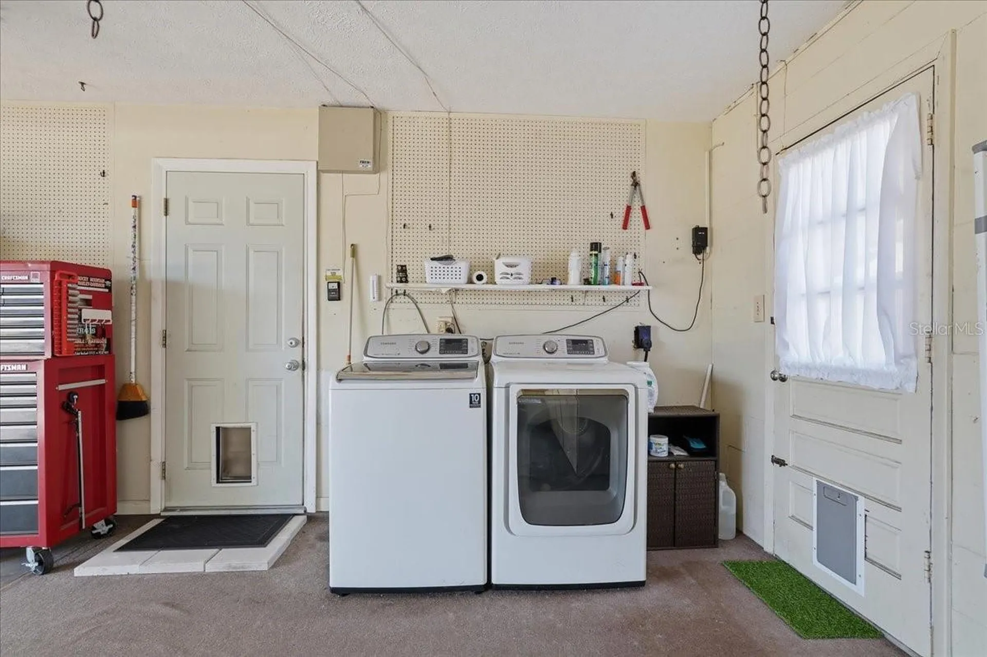 3809 Parkside Drive Valrico FL 33594