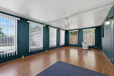 3809 Parkside Drive Valrico FL 33594