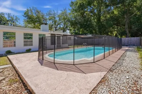 3809 Parkside Drive Valrico FL 33594