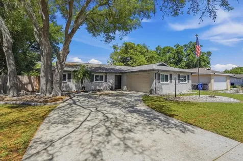 3809 Parkside Drive Valrico FL 33594