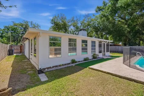 3809 Parkside Drive Valrico FL 33594