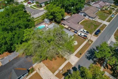 3809 Parkside Drive Valrico FL 33594