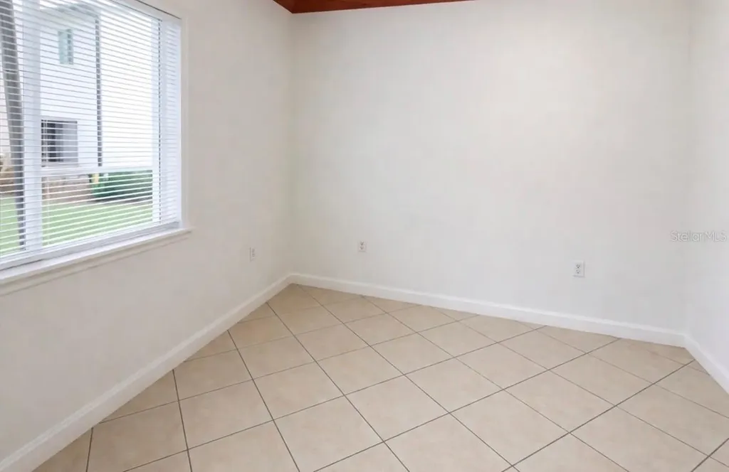 4407 S Semoran Boulevard Orlando FL 32822