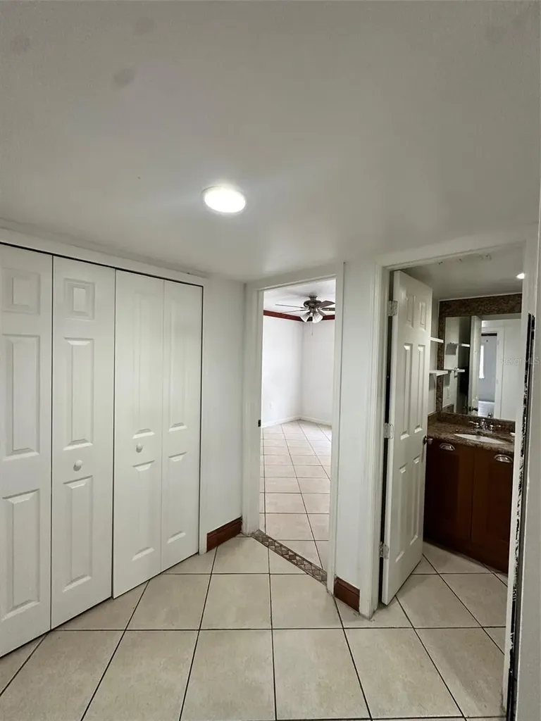 4407 S Semoran Boulevard Orlando FL 32822
