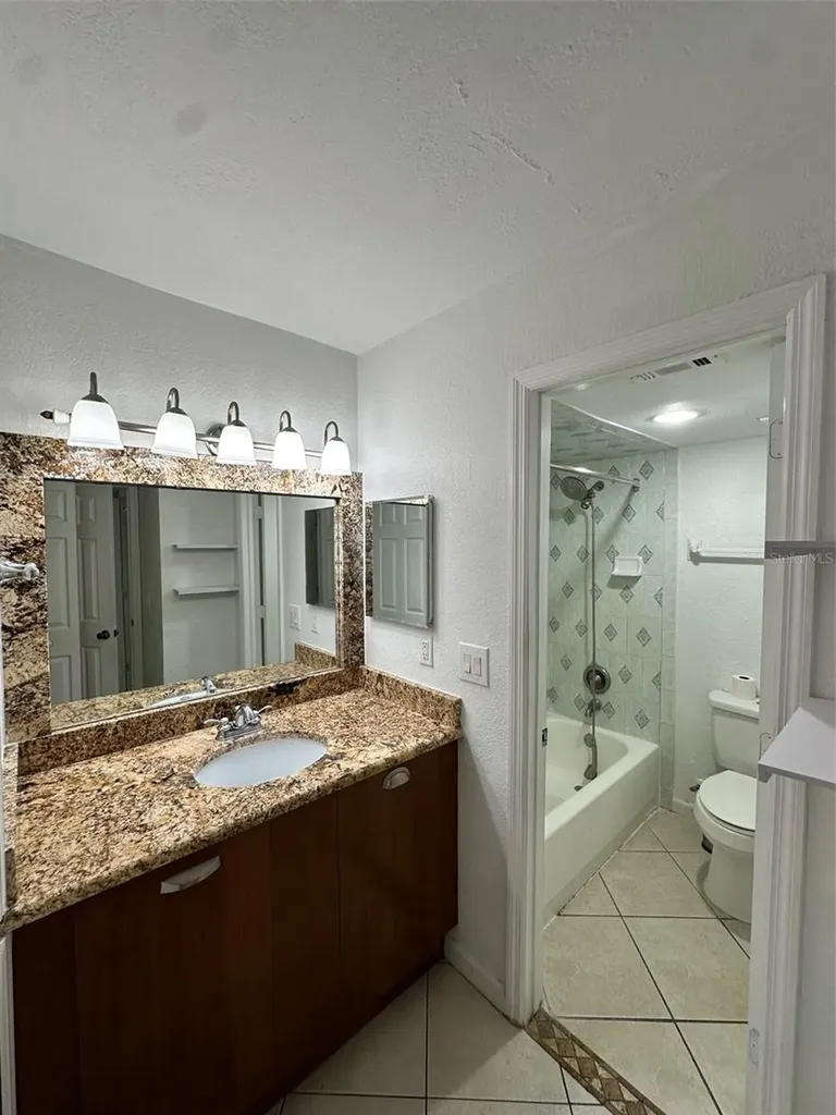 4407 S Semoran Boulevard Orlando FL 32822