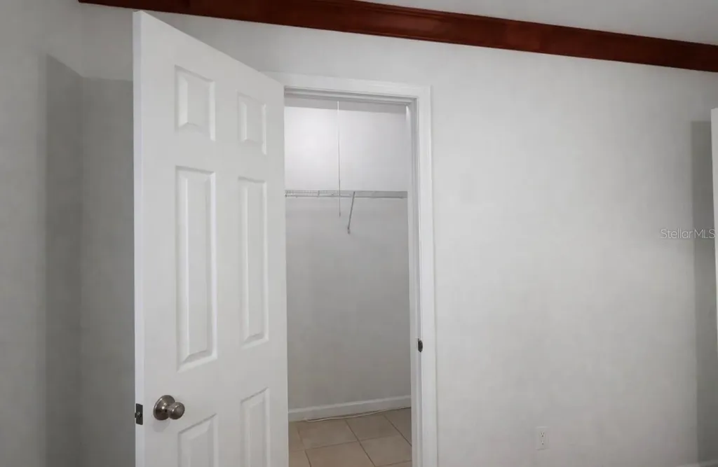 4407 S Semoran Boulevard Orlando FL 32822