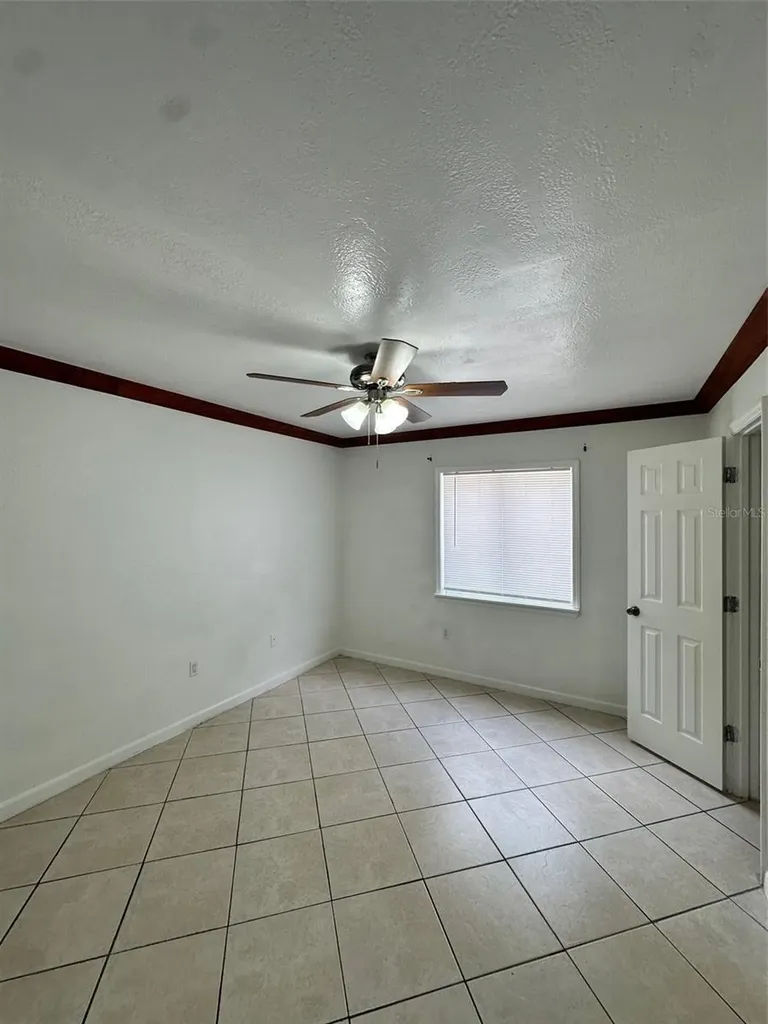 4407 S Semoran Boulevard Orlando FL 32822