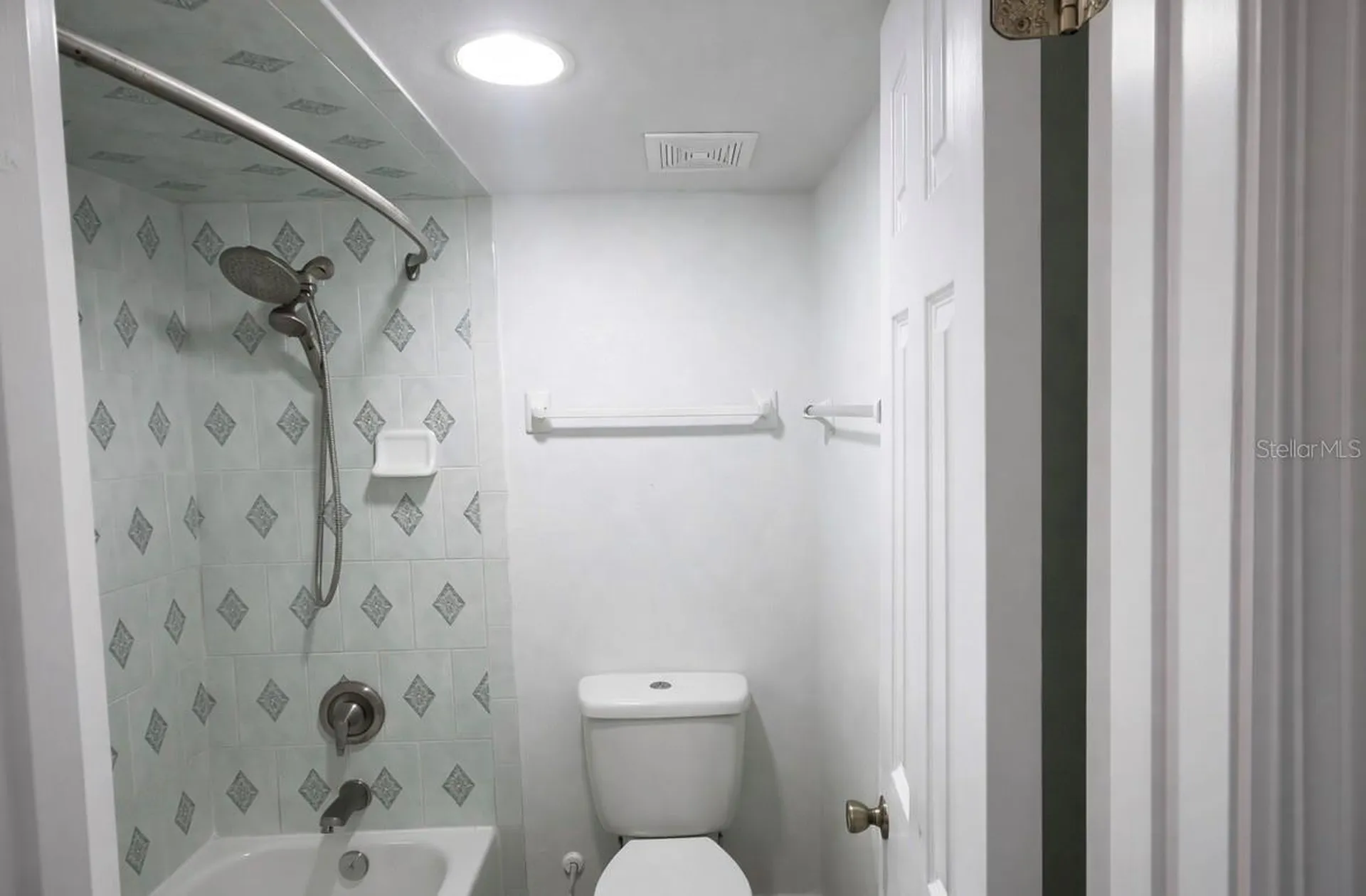 4407 S Semoran Boulevard Orlando FL 32822