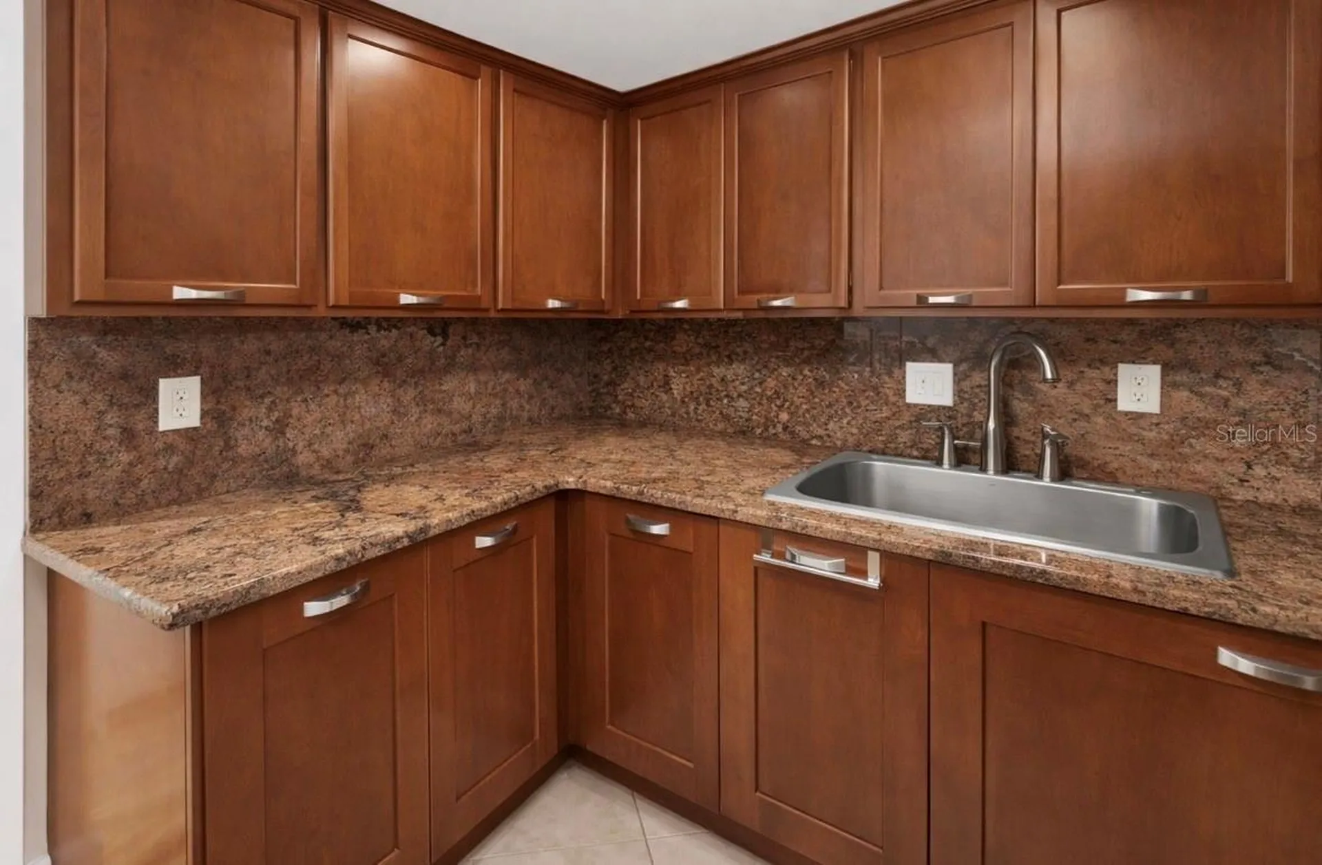 4407 S Semoran Boulevard Orlando FL 32822