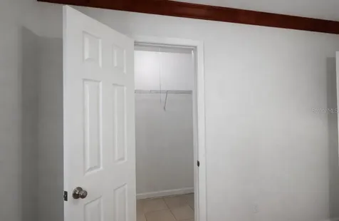 4407 S Semoran Boulevard Orlando FL 32822