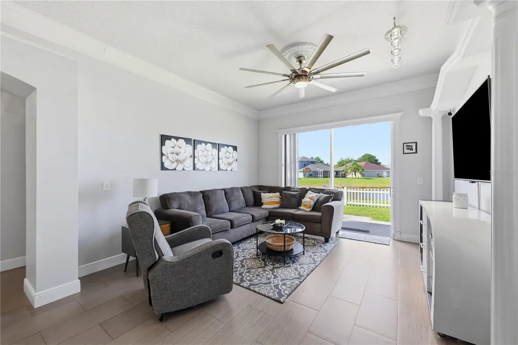 2704 Eagle Creek Court Kissimmee FL 34746