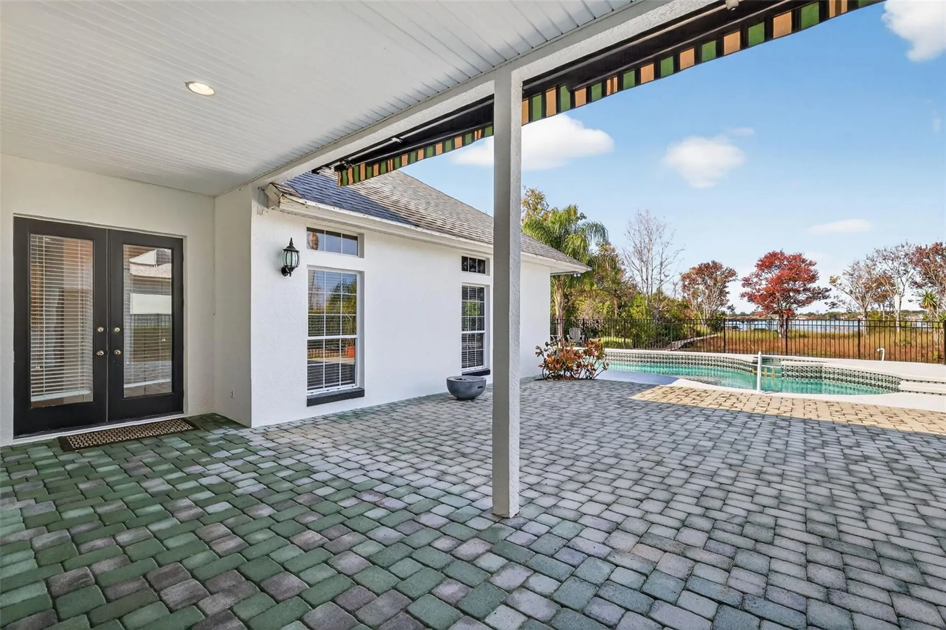 1741 Edgewater Drive Mount Dora FL 32757