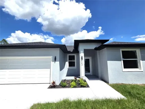 142 Fitzsimons Street Port Charlotte FL 33954