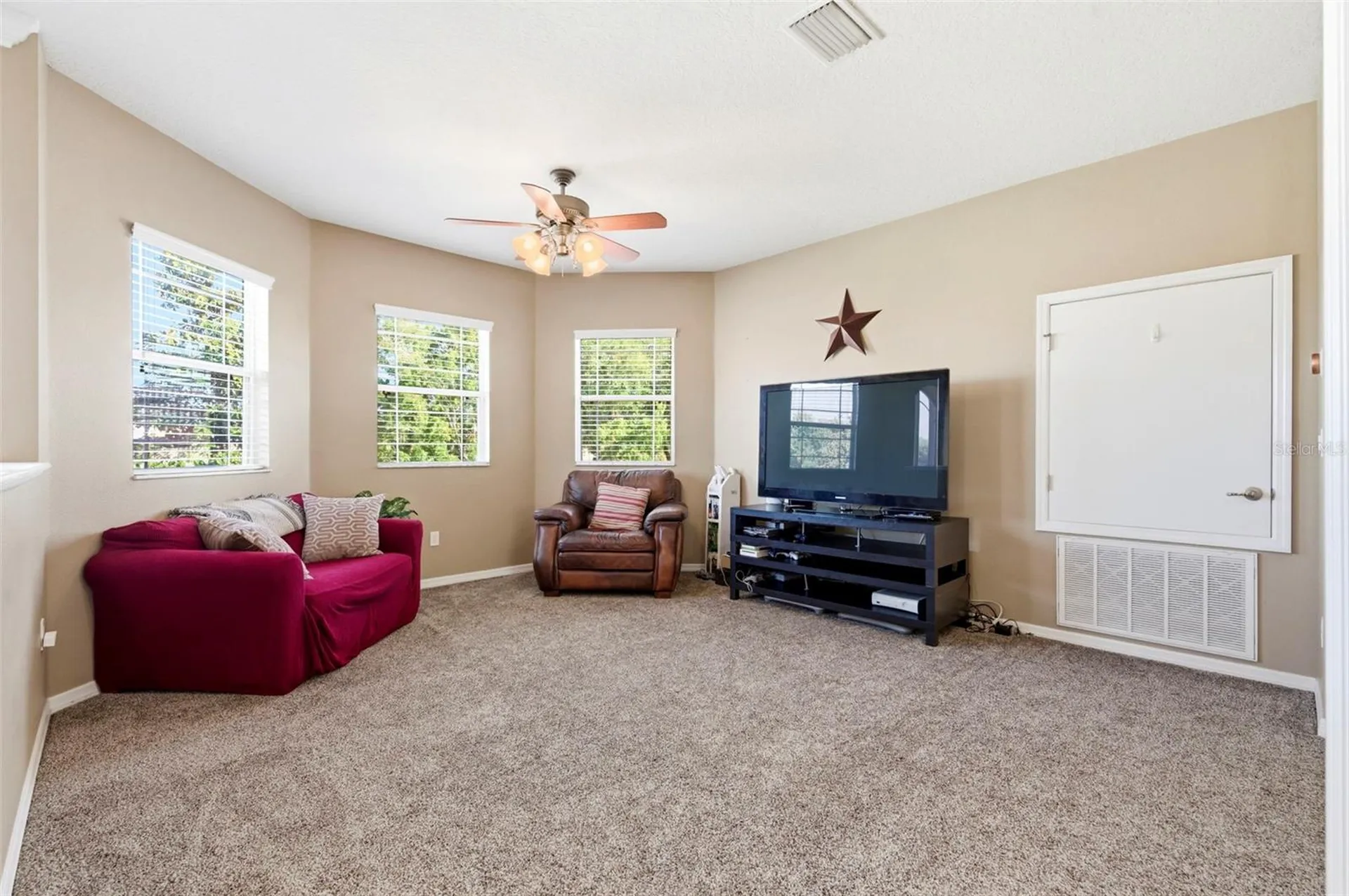 8743 New Alexandria Loop New Port Richey FL 34654