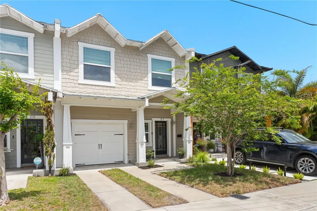 117 W Giddens Avenue Tampa FL 33603