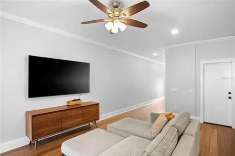 117 W Giddens Avenue Tampa FL 33603
